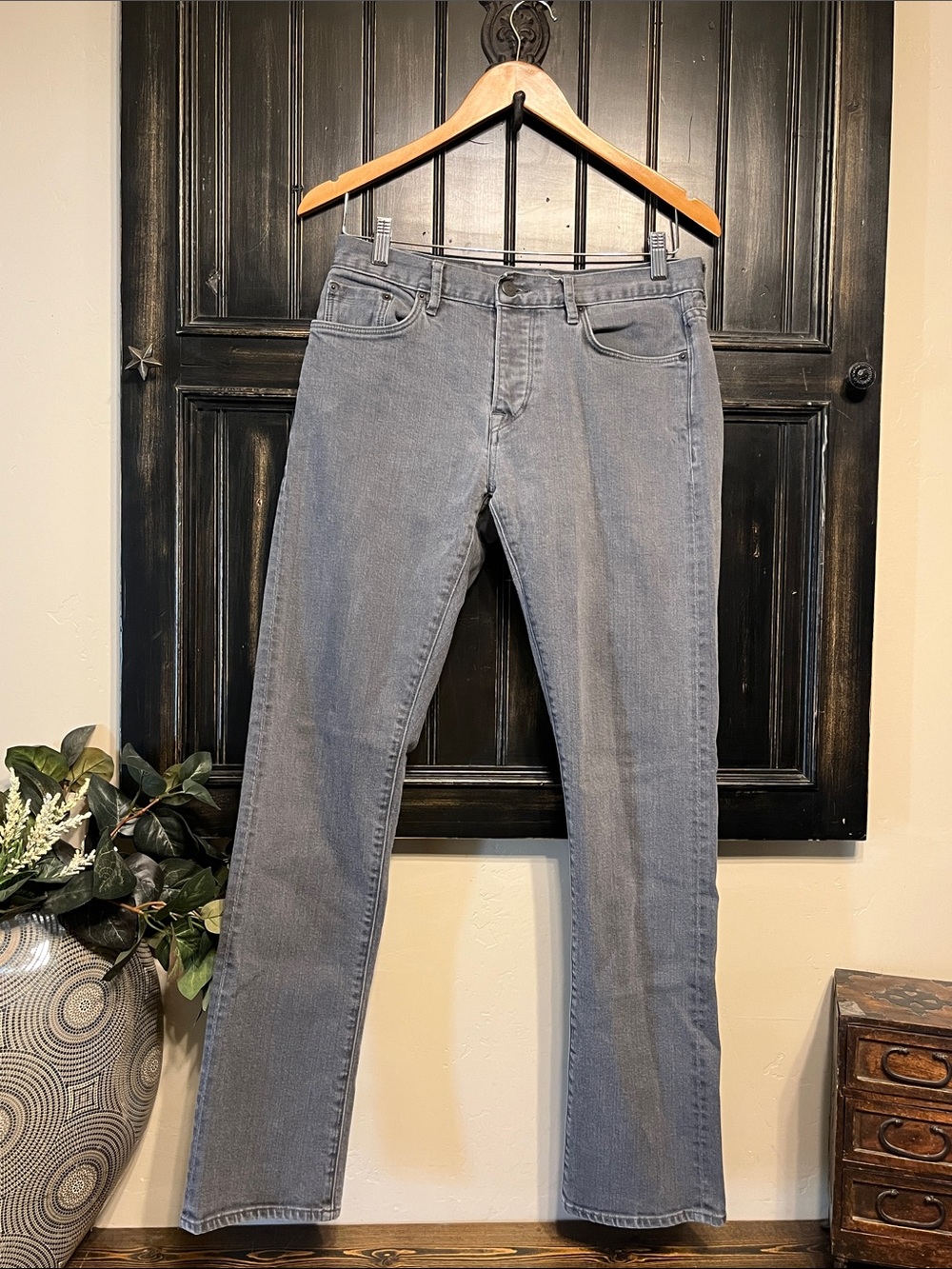 Burberry Straight-Leg Jeans in Washed Gray